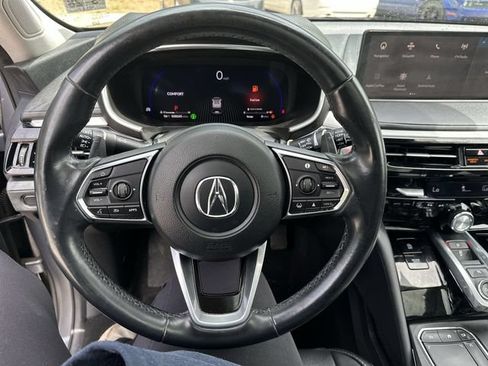 Used 2023 Acura MDX SH-AWD w/ Technology Package image 15
