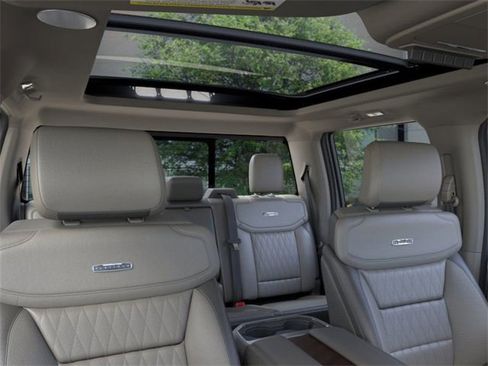 New 2026 Ford F450 Platinum w/ Platinum Plus Package image 22