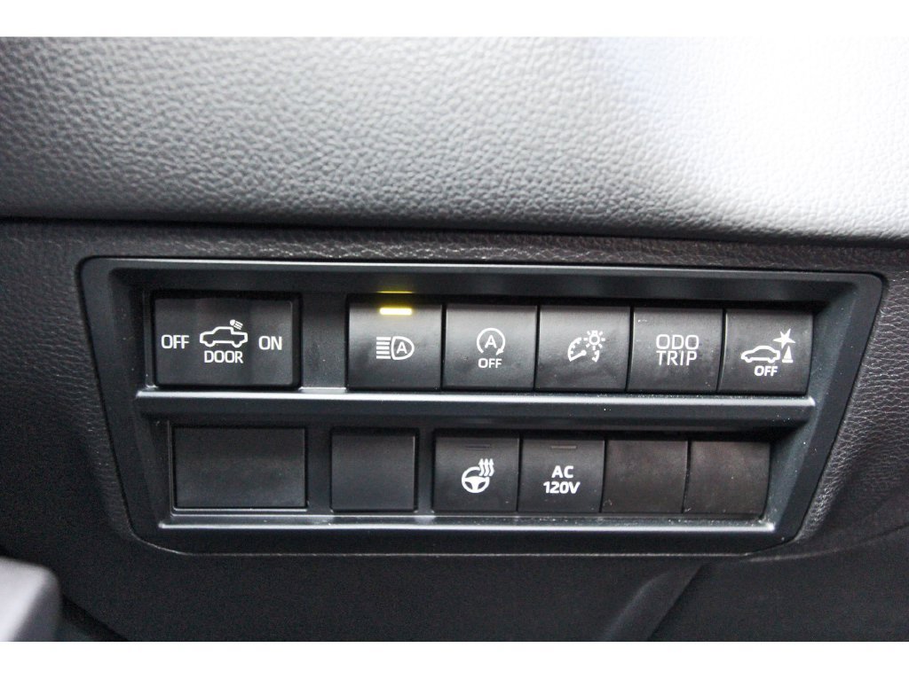 Used 2024 Toyota Tundra Limited AWD/4WD image 23