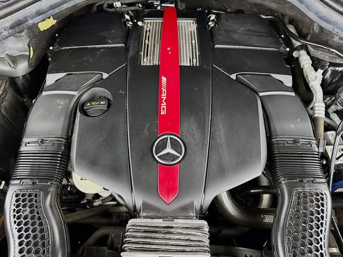 Used 2018 Mercedes-Benz GLE 43 AMG 4MATIC image 37