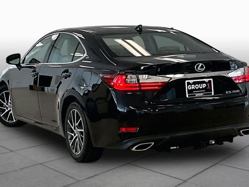 Used 2018 Lexus ES 350 w/ Luxury Package w/Wood Trim FWD image 10