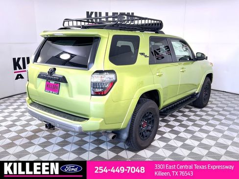 Used 2023 Toyota 4Runner TRD Off-Road Premium image 8