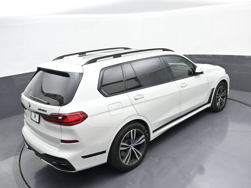 Used 2022 BMW X7 M50i w/ Dynamic Handling Package AWD/4WD image 37