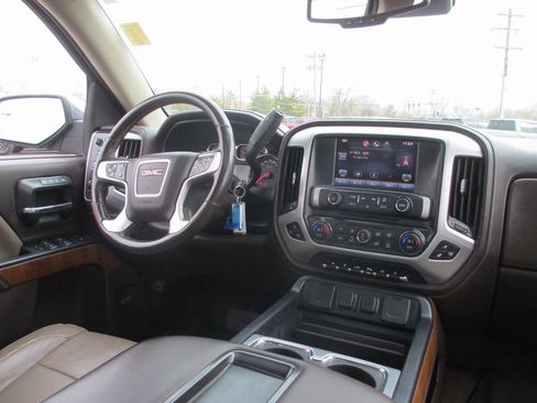 Used 2014 GMC Sierra 1500 SLT w/ SLT Crew Cab Value Package image 25