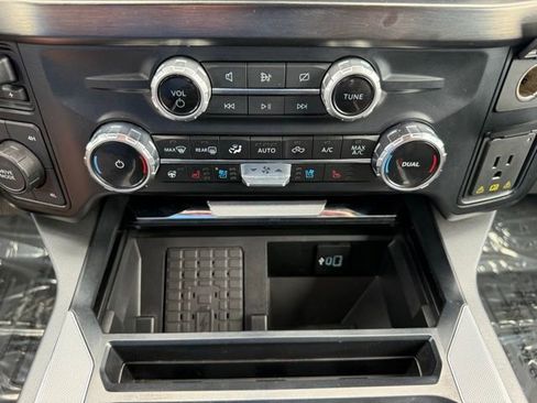 Certified 2023 Ford F250 Lariat w/ FX4 Off-Road Package AWD/4WD image 32