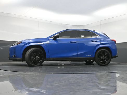 Used 2021 Lexus UX 250h w/ Premium Package AWD/4WD image 27