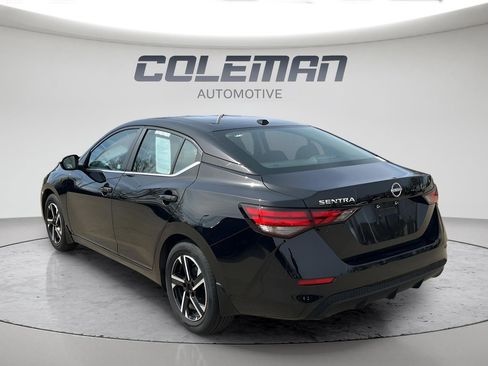 Used 2025 Nissan Sentra SV w/ Trunk Package image 7