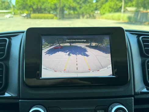 Used 2025 RAM ProMaster 2500 FWD image 17