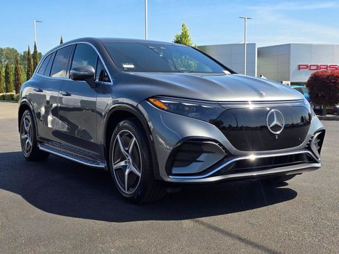 Used 2023 Mercedes-Benz EQS 450+ 4MATIC SUV image 8