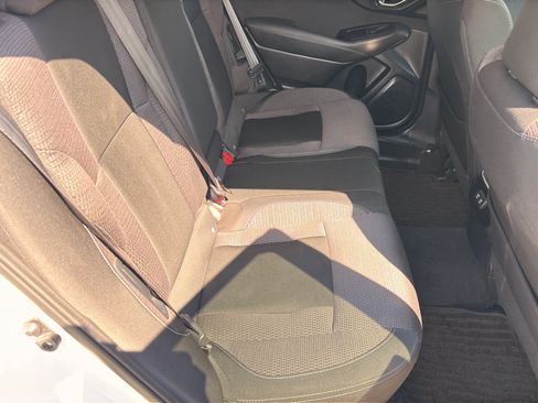 Used 2022 Subaru Outback Premium AWD/4WD image 15