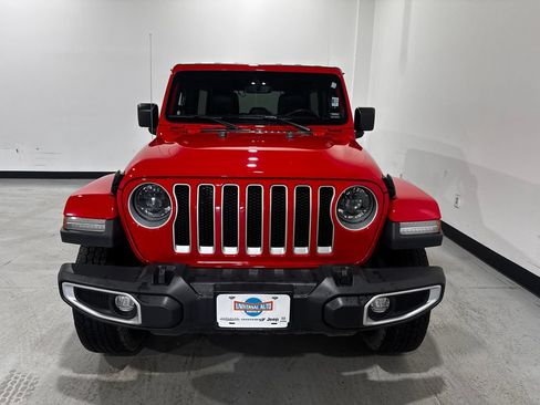 Used 2023 Jeep Wrangler Unlimited Sahara w/ Dual Top Group AWD/4WD image 11