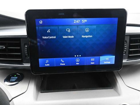 Used 2021 Ford Explorer XLT w/ Equipment Group 202A image 21