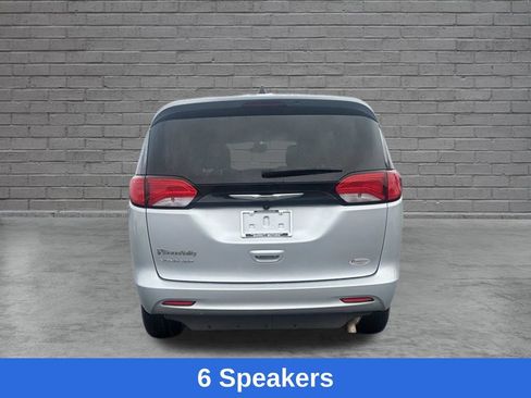 Used 2023 Chrysler Voyager LX FWD image 7