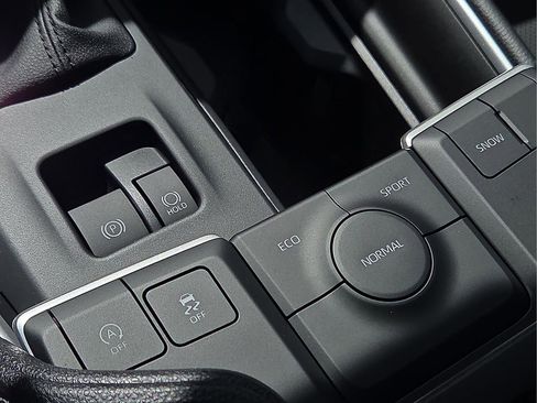 New 2026 Toyota Grand Highlander FWD image 22
