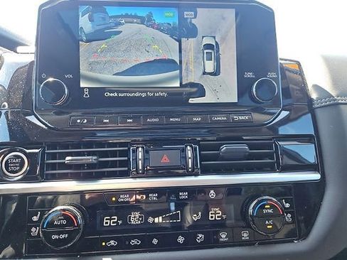 Certified 2024 Nissan Pathfinder Platinum w/ Cargo Package AWD/4WD image 13