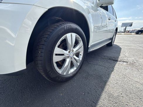 Used 2011 Mercedes-Benz GL 450 4MATIC image 19