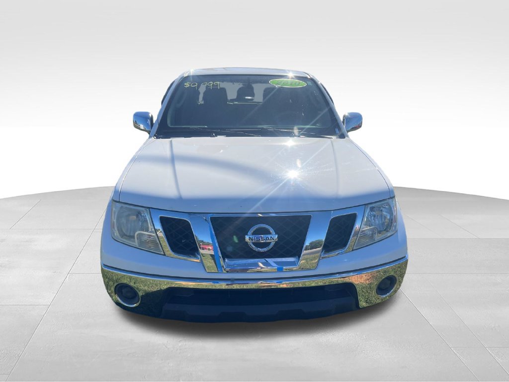 Used 2010 Nissan Frontier SE RWD image 8