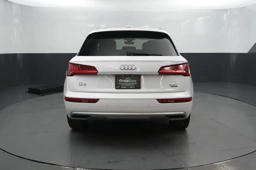 Used 2018 Audi Q5 Prestige w/ Prestige Package AWD/4WD image 4