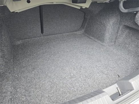 Used 2024 Volkswagen Jetta SE image 23