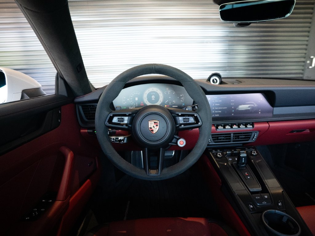 Certified 2026 Porsche 911 Carrera GTS RWD image 25