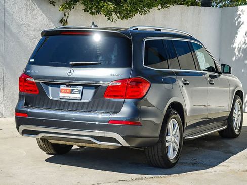 Used 2014 Mercedes-Benz GL 450 4MATIC image 4