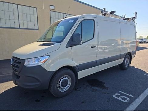 Used 2023 Mercedes-Benz Sprinter 2500 image 1