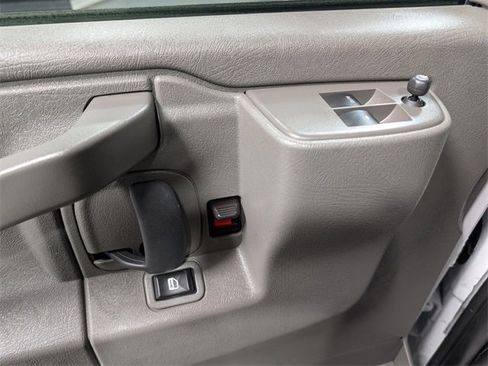 Certified 2024 Chevrolet Express 2500 w/ Driver Convenience Package image 12