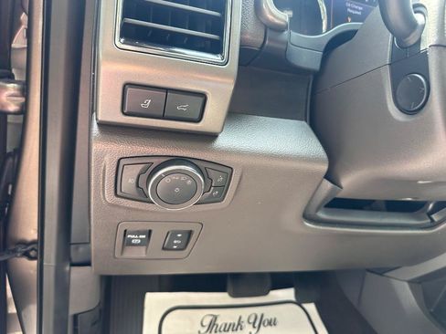 Used 2019 Ford Expedition XLT w/ Equipment Group 202A RWD image 10