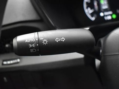 Used 2024 Honda CR-V LX image 25