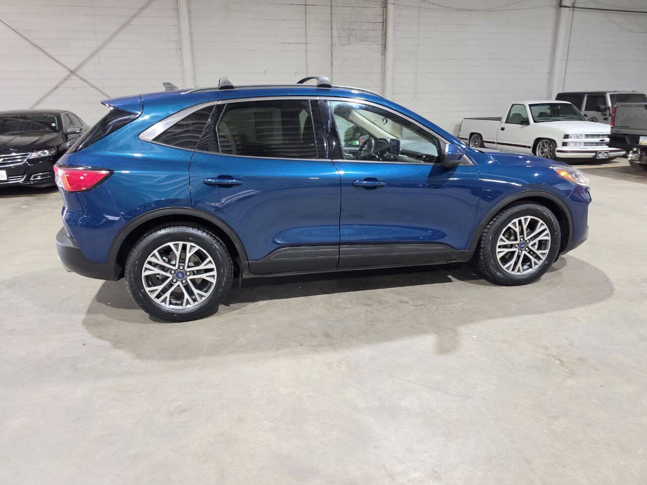 Used 2020 Ford Escape SEL FWD image 14
