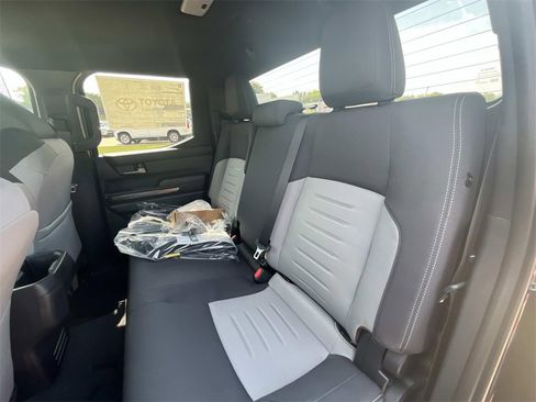 New 2025 Toyota Tacoma TRD Off-Road image 12