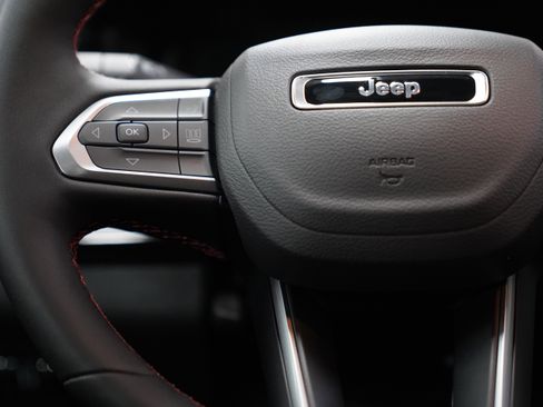 New 2026 Jeep Compass Trailhawk w/ Sun, Sound & Navigation Group image 19