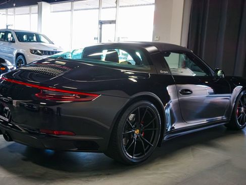 Used 2019 Porsche 911 Targa 4S image 24