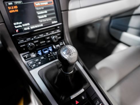 Used 2015 Porsche 911 Targa 4 image 13