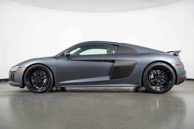 Used 2017 Audi R8 V10 plus AWD/4WD image 5