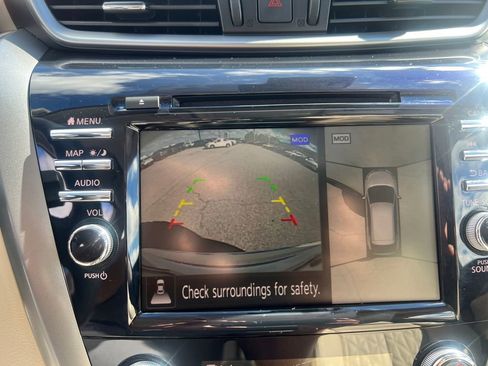 Used 2024 Nissan Murano Platinum w/ Cargo Package image 21