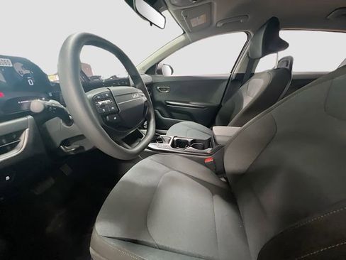 New 2026 Kia K4 FWD image 20