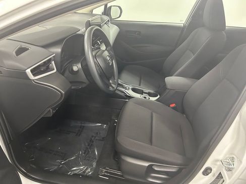 Certified 2025 Toyota Corolla LE FWD image 12