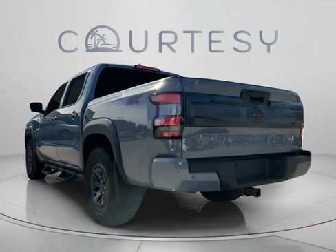 New 2026 Nissan Frontier PRO-4X w/ Pro-4x Convenience Package AWD/4WD image 2
