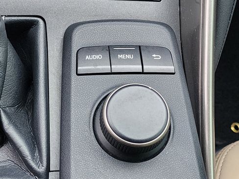 Used 2017 Lexus IS 200t w/ Premium Package image 13