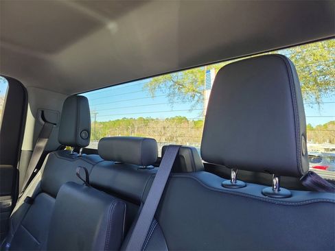 Certified 2025 Chevrolet Silverado 2500 LTZ w/ LTZ Convenience Package image 17