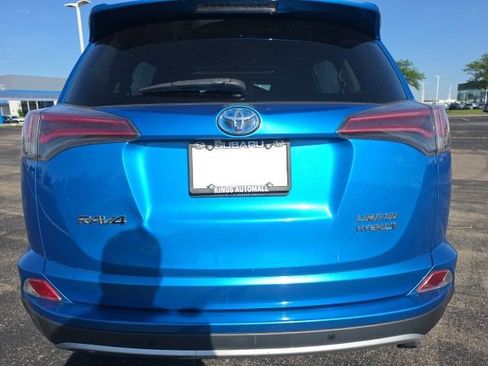 Used 2016 Toyota RAV4 Limited AWD/4WD image 7