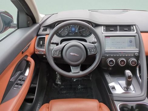 Used 2020 Jaguar E-PACE SE AWD/4WD image 13