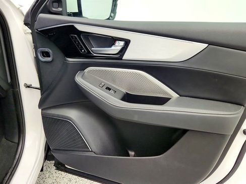 Used 2023 Acura MDX SH-AWD w/ Technology Package image 26