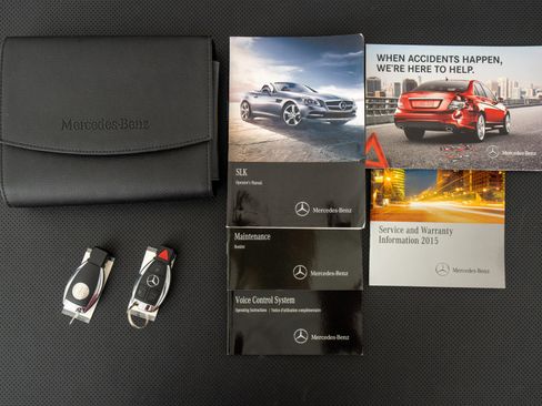 Used 2015 Mercedes-Benz SLK 55 AMG image 21