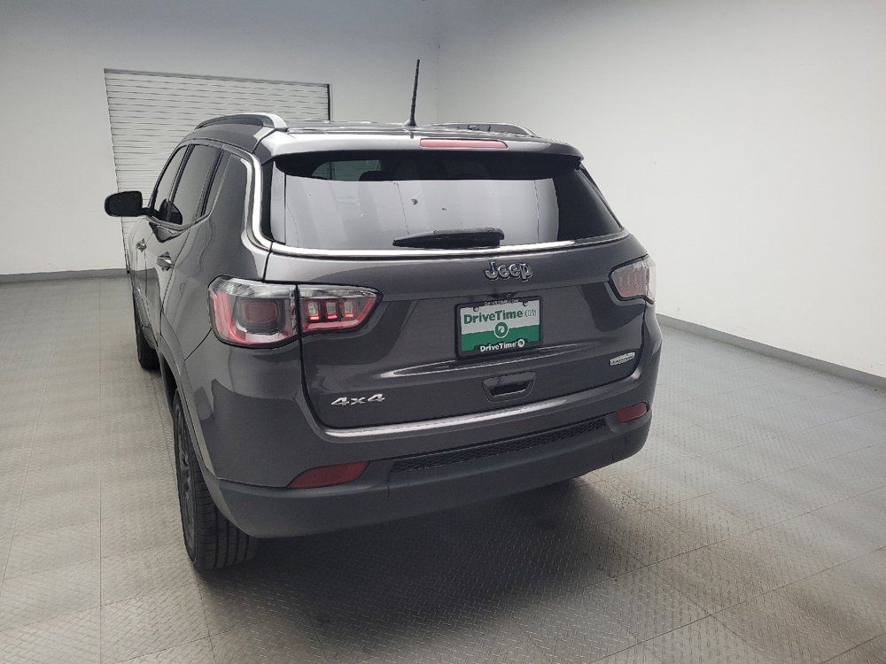 Used 2018 Jeep Compass Latitude AWD/4WD image 6