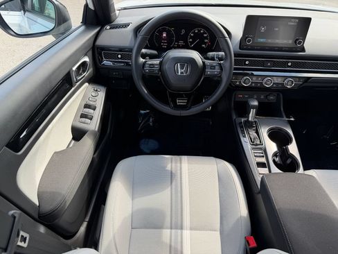Certified 2025 Honda Civic Sport image 15