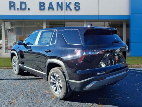 New 2026 Chevrolet Equinox LT image 3