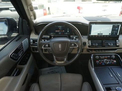 Used 2024 Lincoln Navigator L Reserve AWD/4WD image 24