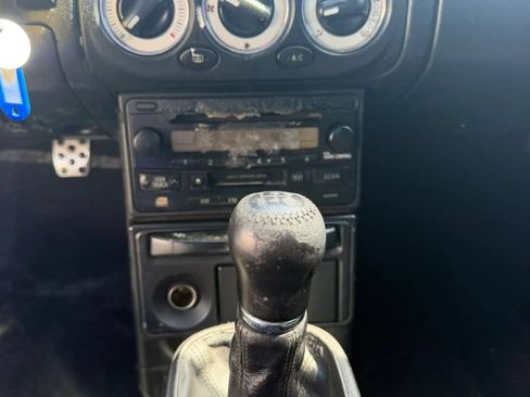 Used 2003 Toyota MR2 RWD image 18